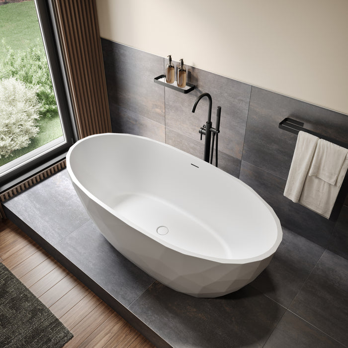 MAAX - Fura Matte 67" x 32" Acrylic Freestanding Center Drain Bathtub in Matte White