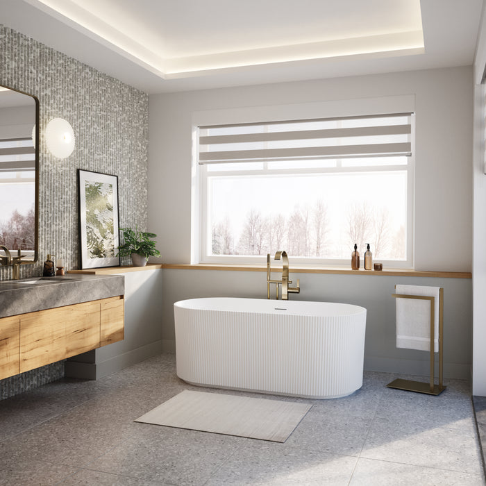 MAAX - Tori Matte 59" x 32" x 23 Acrylic Freestanding Center Drain Bathtub in Matte White